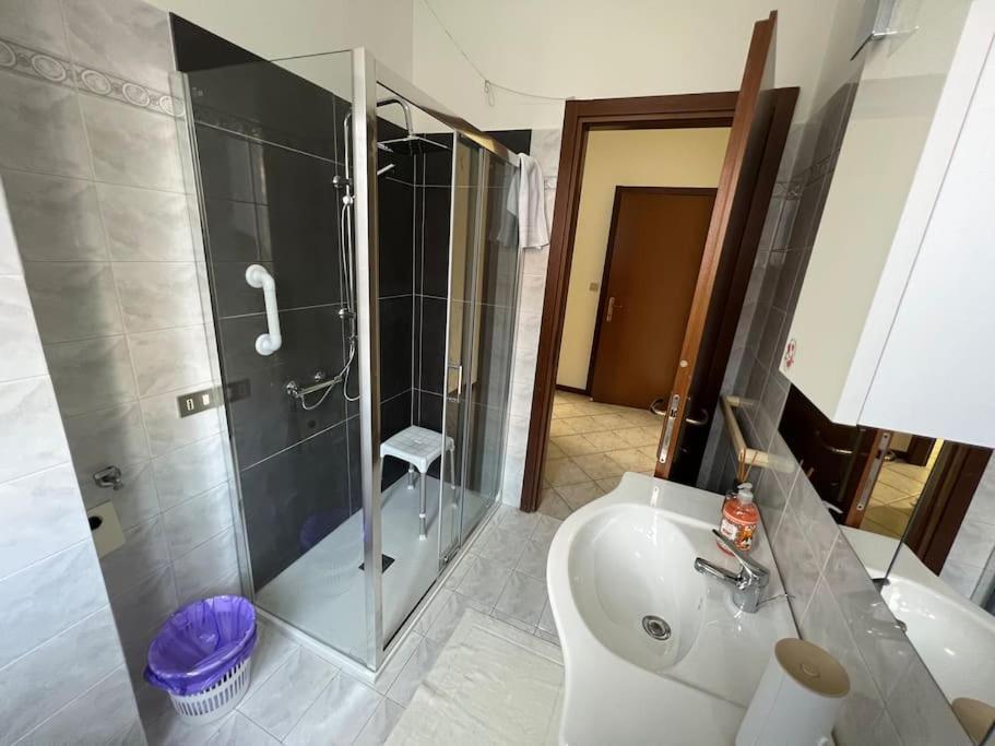 Orio Relax 24H Airport 1 - 3 Minute From Arrival By Bus Apartment Bergamo Exterior photo