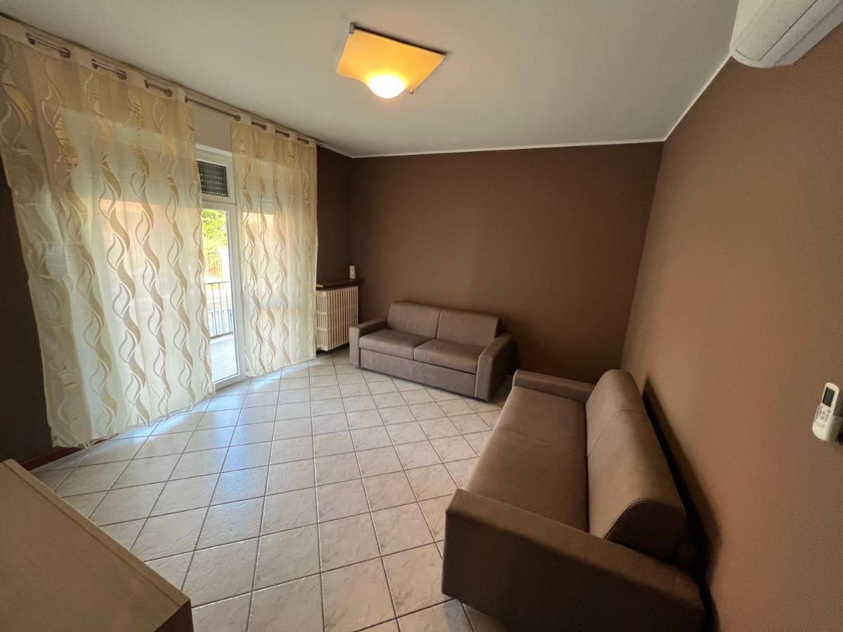 Orio Relax 24H Airport 1 - 3 Minute From Arrival By Bus Apartment Bergamo Exterior photo